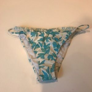 Cute swim bottom!